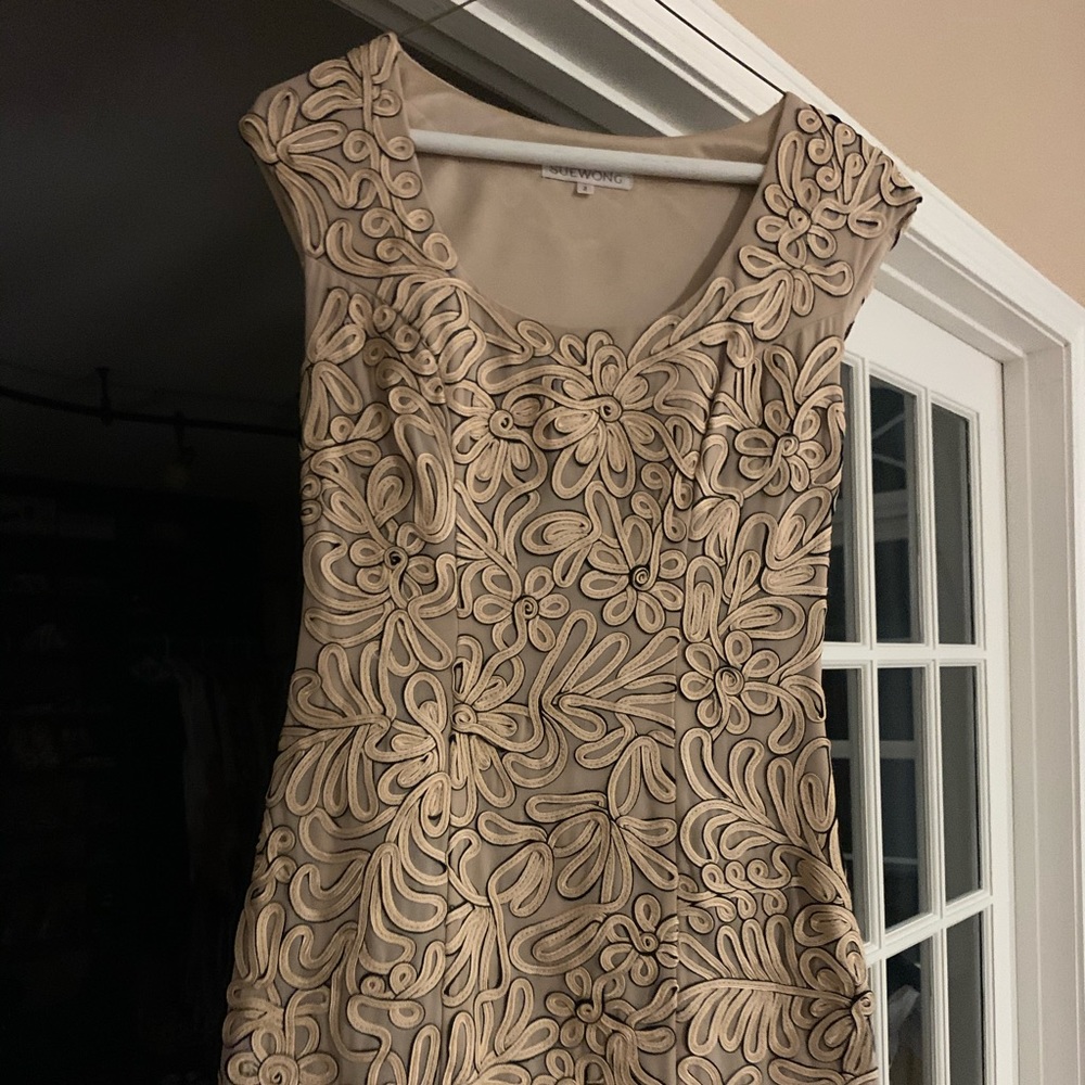 Fascinating detail to a beautiful dress